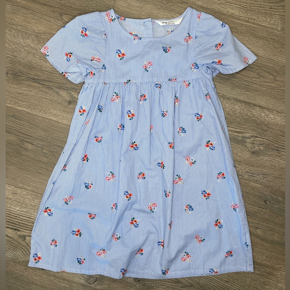 H&M girls dress size 6/7